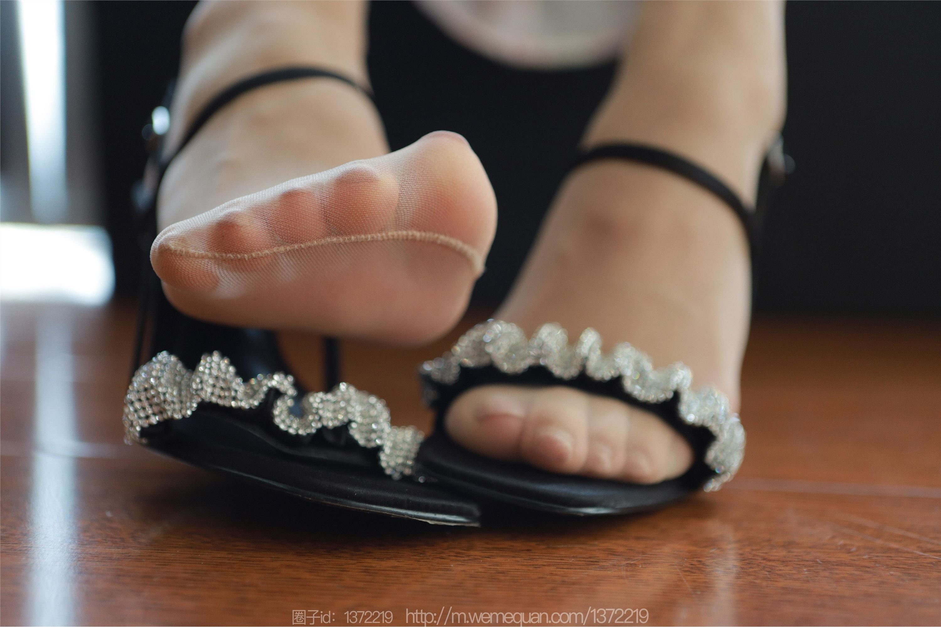 IESS异思趣向  2023.08.25 丝享家 1516 兔兔《春暖花开》